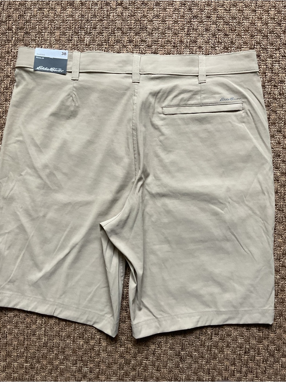 Eddie Bauer Men's Light Khaki Flat Front Shorts